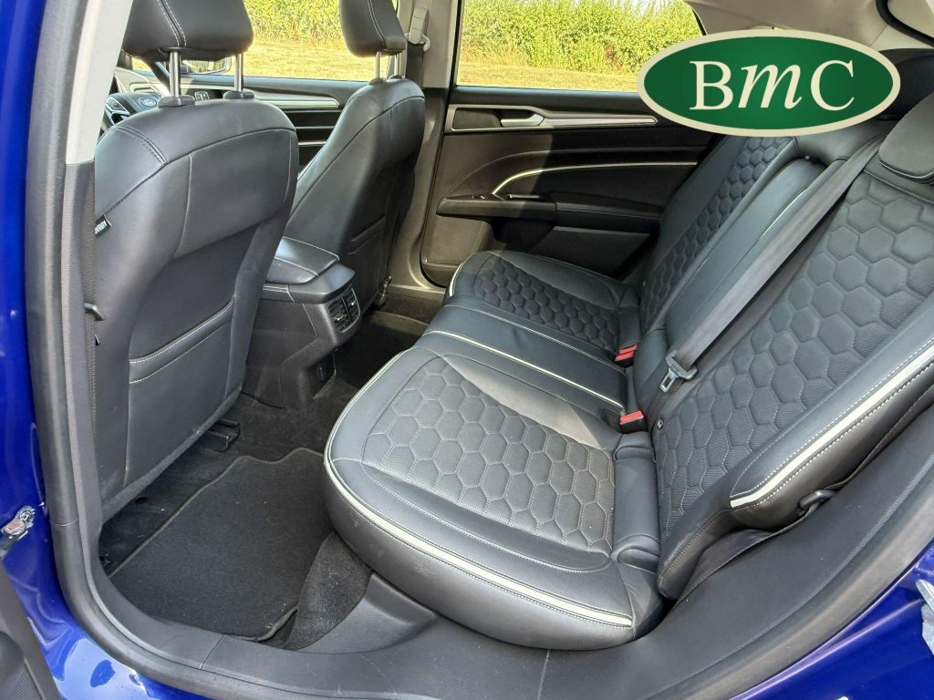Ford Mondeo 2.0 Tdci Vignale Estate Euro 6 S Red #36
