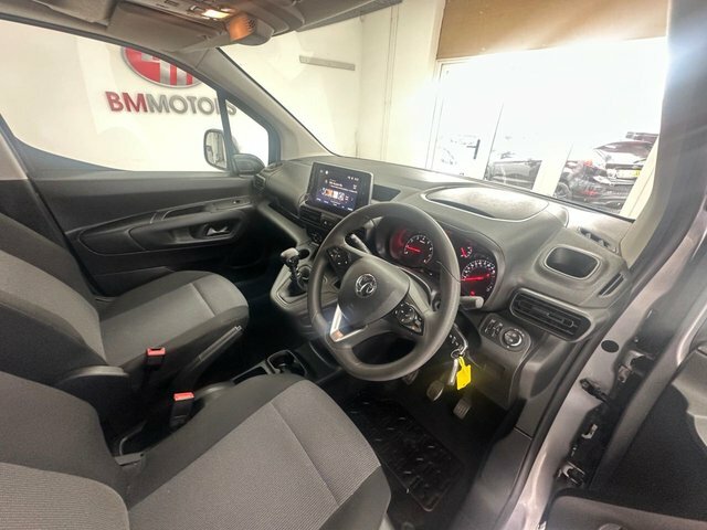 Vauxhall Combo 1.5 Turbo D 2000 Limited Edition Nav Panel Van Grey #4