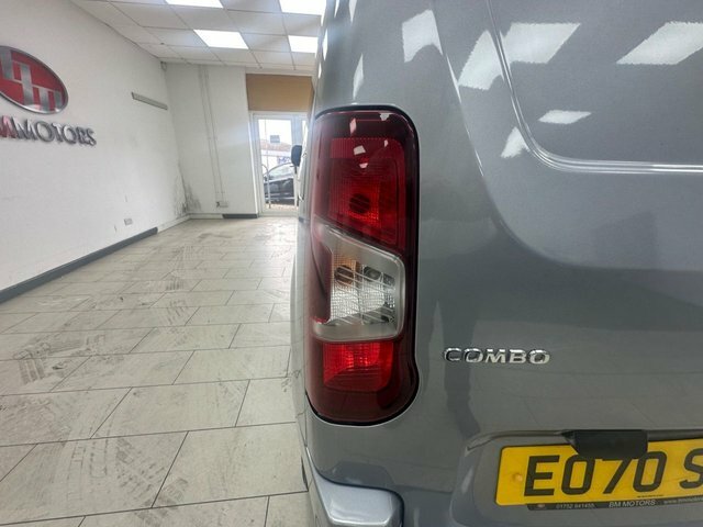 Vauxhall Combo 1.6 Turbo D 2300 Sportive L1 H1 Euro 6 Ss White #28