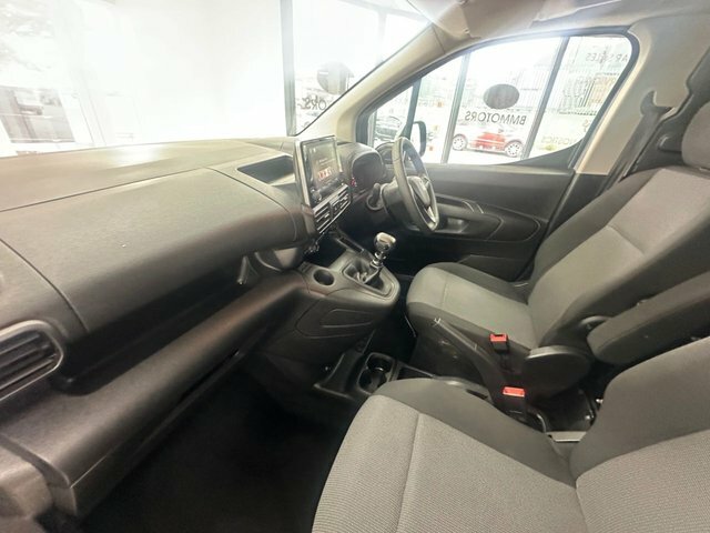 Vauxhall Combo 1.6 Turbo D 2300 Sportive L1 H1 Euro 6 Ss White #17