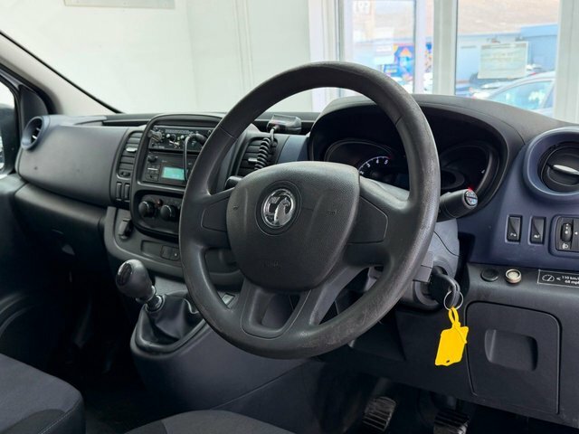 Vauxhall Vivaro 1.6 Cdti 2700 Panel Van L1 H1 Eu White #3