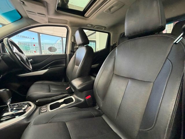Nissan Navara 2.3 Dci Tekna Pickup Double Cab Silver #59