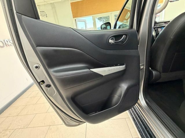 Nissan Navara 2.3 Dci Tekna Pickup Double Cab Silver #53