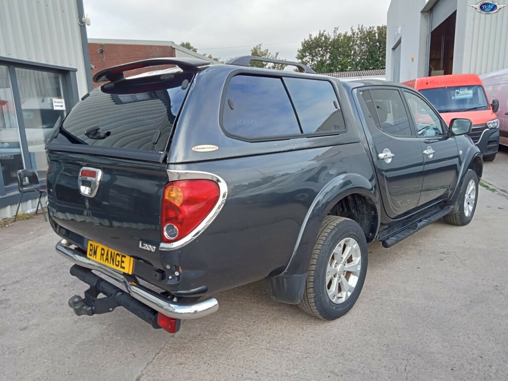 Mitsubishi L200 2.5 Di-d Barbarian 2012 Grey #5