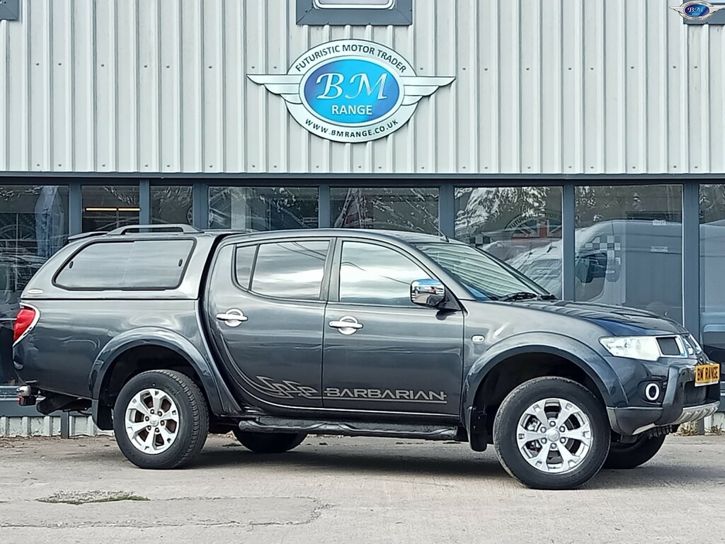 Mitsubishi L200 2.5 Di-d Barbarian 2012 Grey