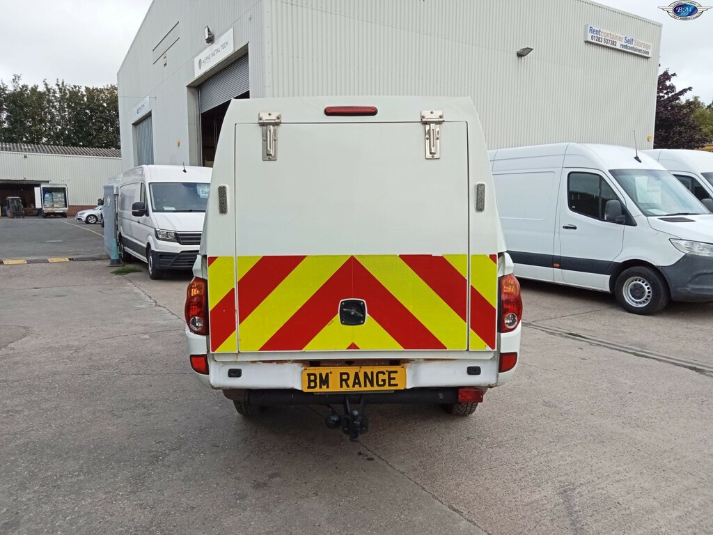 Mitsubishi L200 Pickup 2.5 Di-d Barbarian Pickup Double Cab 4Wd White #5