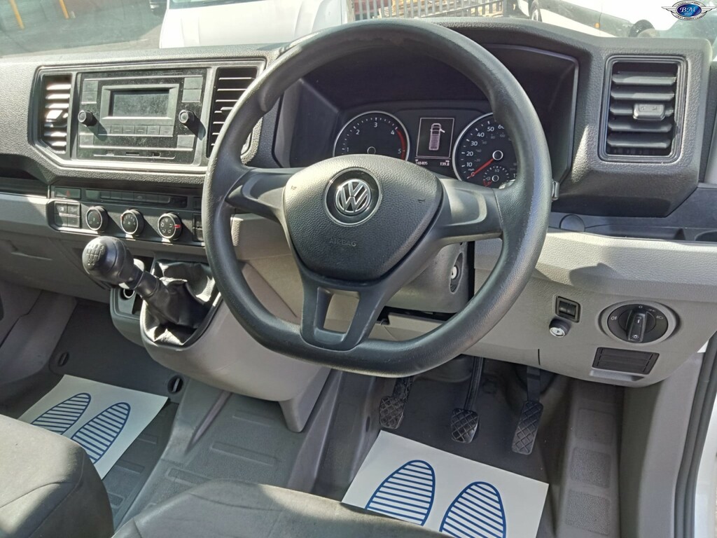Volkswagen Crafter Cr35 Panel Van Trendline Mwb 140 Ps 2.0 Tdi 6Sp Ma White #11