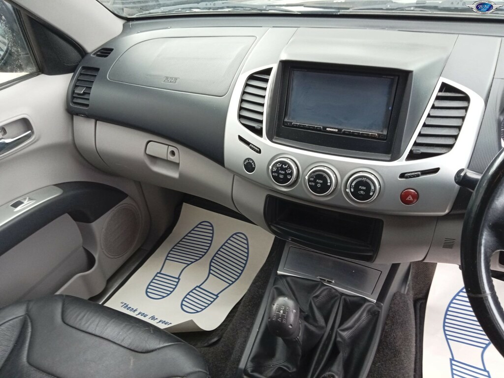 Mitsubishi L200 2.5 Di-d Barbarian Pickup Double Cab 4Wd Euro Grey #9
