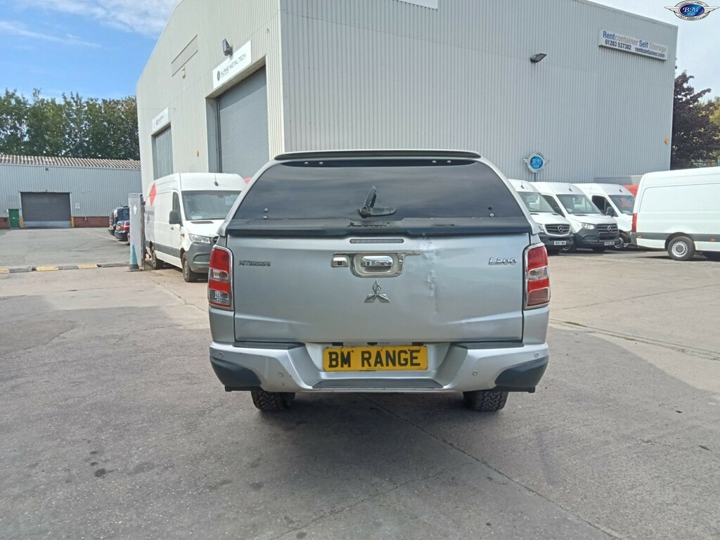 Mitsubishi L200 2.4 Di-d Dc Barbarian Silver #6