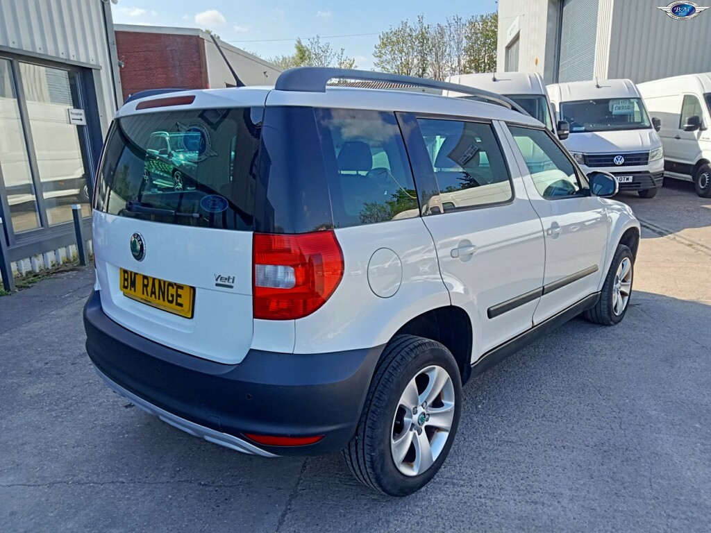 Skoda Yeti Skoda Yeti 2011 Skoda Yeti 1.2 Tsi Se Just 139,0 Green #8