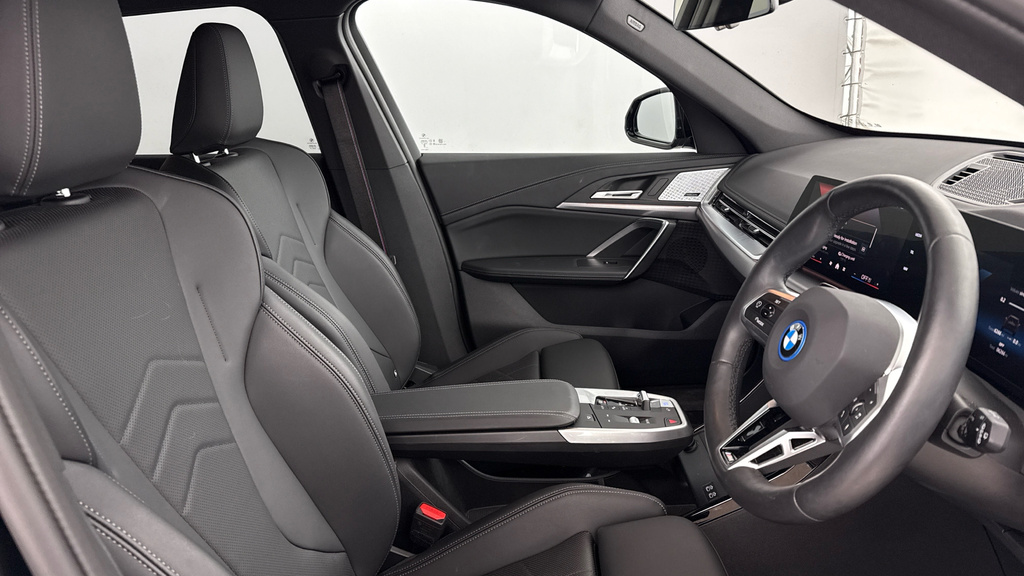 BMW iX1 230Kw Xdrive30 M Sport 65Kwh 2025 Black #11