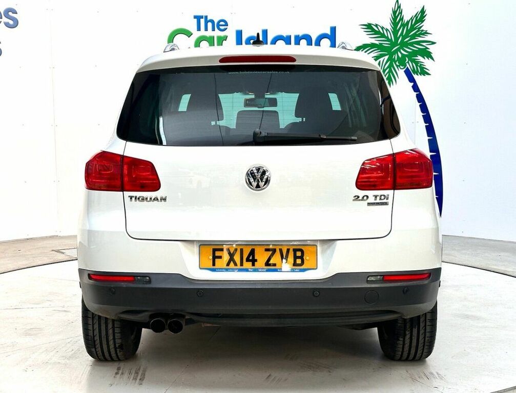 Volkswagen Tiguan Suv  #8