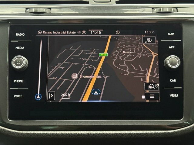 Volkswagen Tiguan 1.5 Tsi White #24