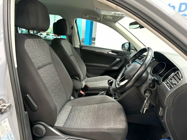 Volkswagen Tiguan 1.5 Tsi White #14