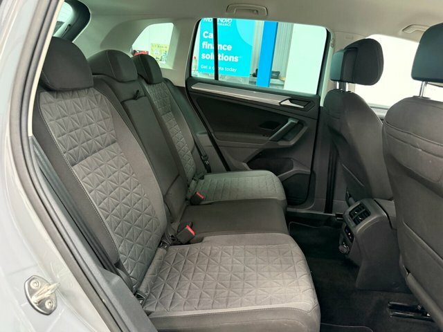 Volkswagen Tiguan 1.5 Tsi White #27