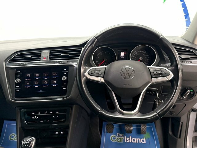 Volkswagen Tiguan 1.5 Tsi White #16