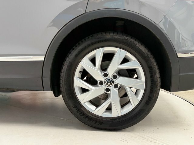 Volkswagen Tiguan 1.5 Tsi White #10