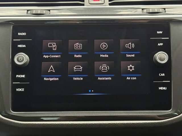 Volkswagen Tiguan 1.5 Tsi White #21