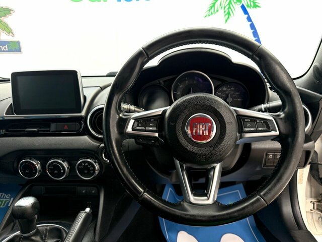 Fiat 124 Spider 1.4 Multiair Lusso Convertible Euro 6 Red #18