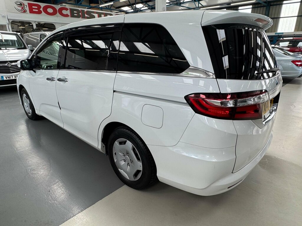 Honda Odyssey 2.4 Executive - Every Extra Very Low Mls  #10