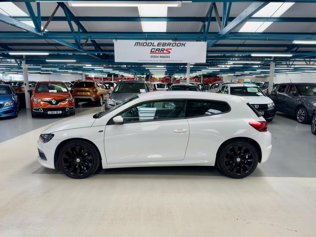 Volkswagen Scirocco 2.0 Tdi R-line Euro 5 Leather, Nav White #4