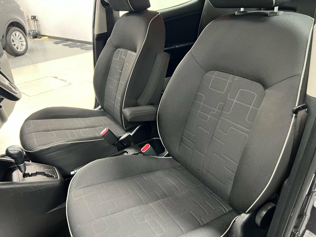 Kia Venga 1.6 4 Euro 6 - Top Spec - Low Mileag White #30