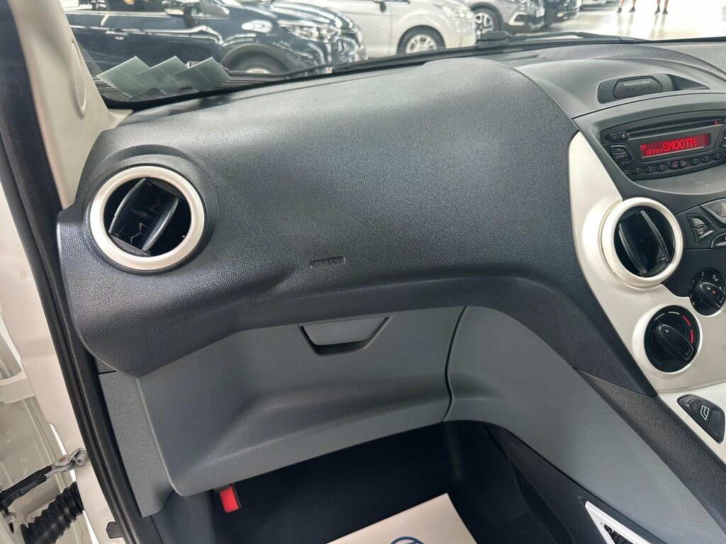 Ford KA Titanium 35 Taxpsensorsclean Mot Silver #40