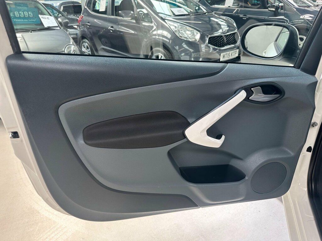 Ford KA Titanium 35 Taxpsensorsclean Mot Silver #34