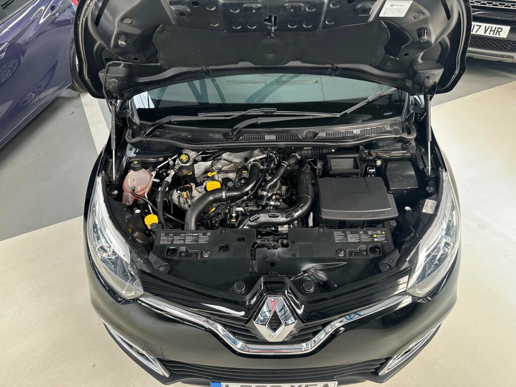 Renault Captur Media-nav Energy 1.4 - Main Dealer Prepared Beige #54