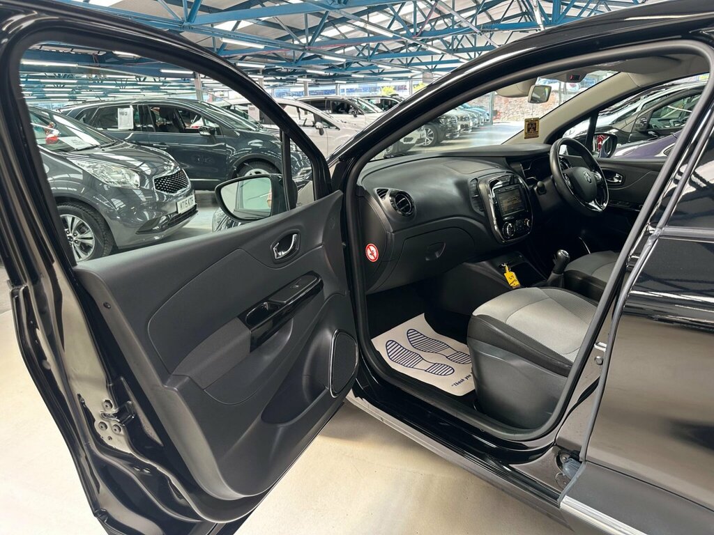 Renault Captur Media-nav Energy 1.4 - Main Dealer Prepared Beige #45