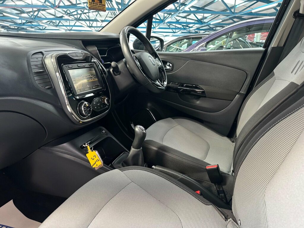 Renault Captur Media-nav Energy 1.4 - Main Dealer Prepared Beige #50