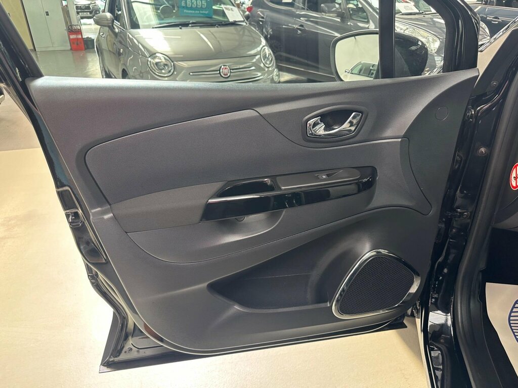 Renault Captur Media-nav Energy 1.4 - Main Dealer Prepared Beige #46
