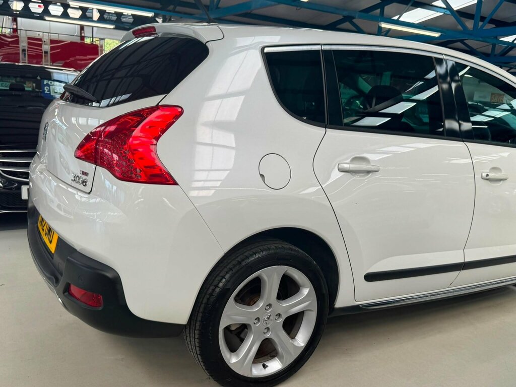 Peugeot 3008 1.6 Hdi 112 Exclusive Red #15