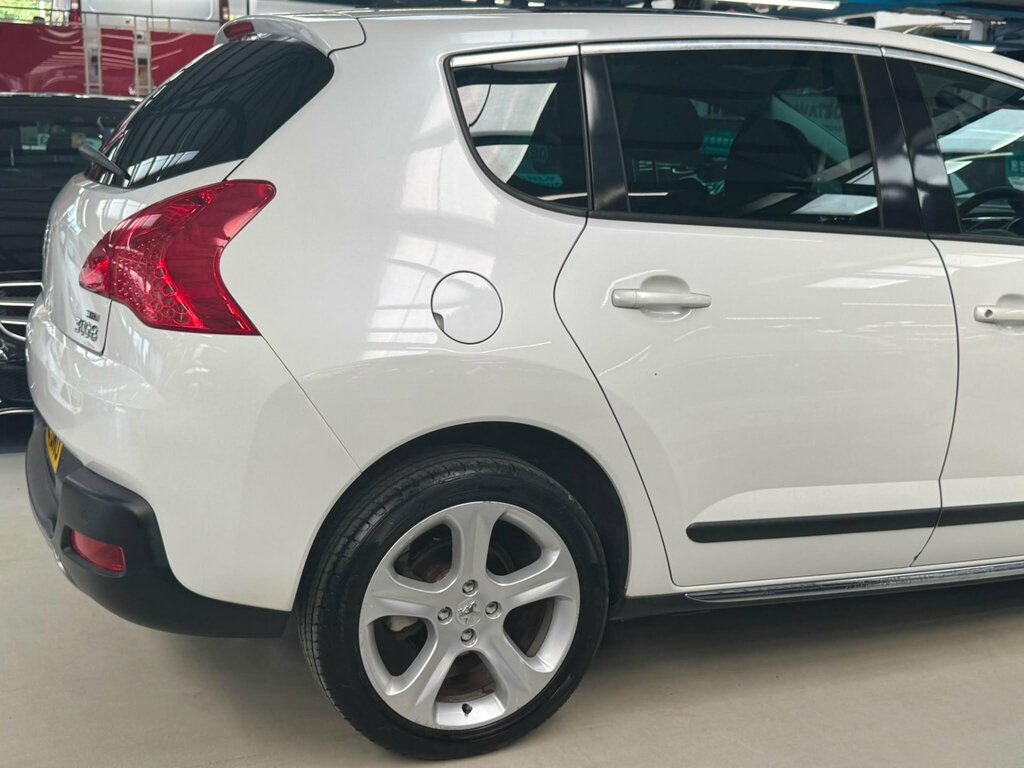 Peugeot 3008 1.6 Hdi 112 Exclusive Red #35