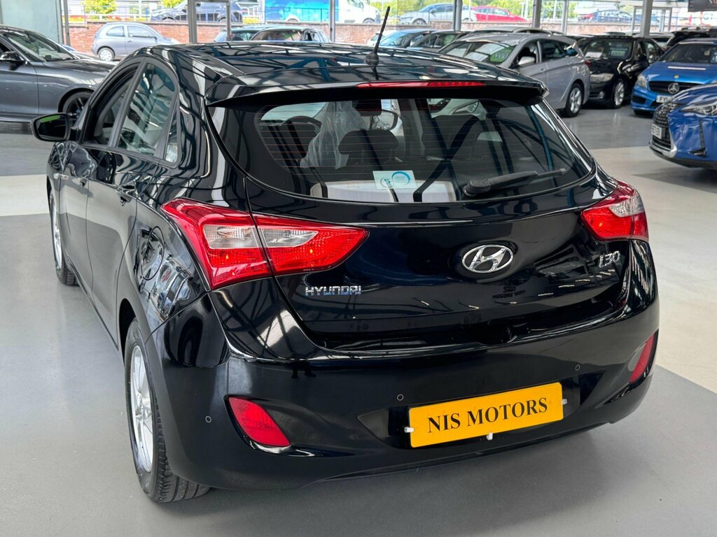 Hyundai I30 1.4 Classic Hatchback Euro 5 10 Black #15