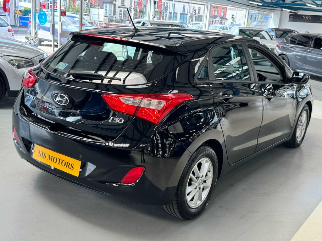 Hyundai I30 1.4 Classic Hatchback Euro 5 10 Black #18