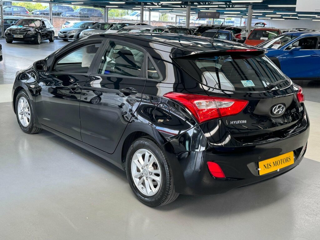 Hyundai I30 1.4 Classic Hatchback Euro 5 10 Black #14