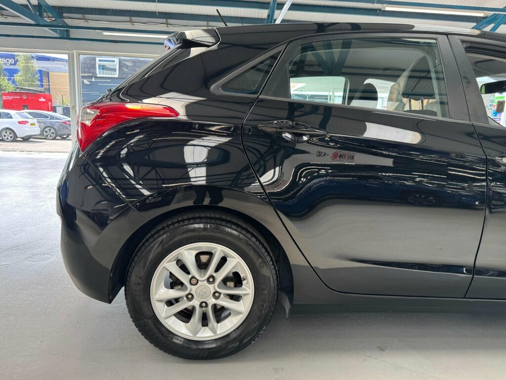Hyundai I30 1.4 Classic Hatchback Euro 5 10 Black #20