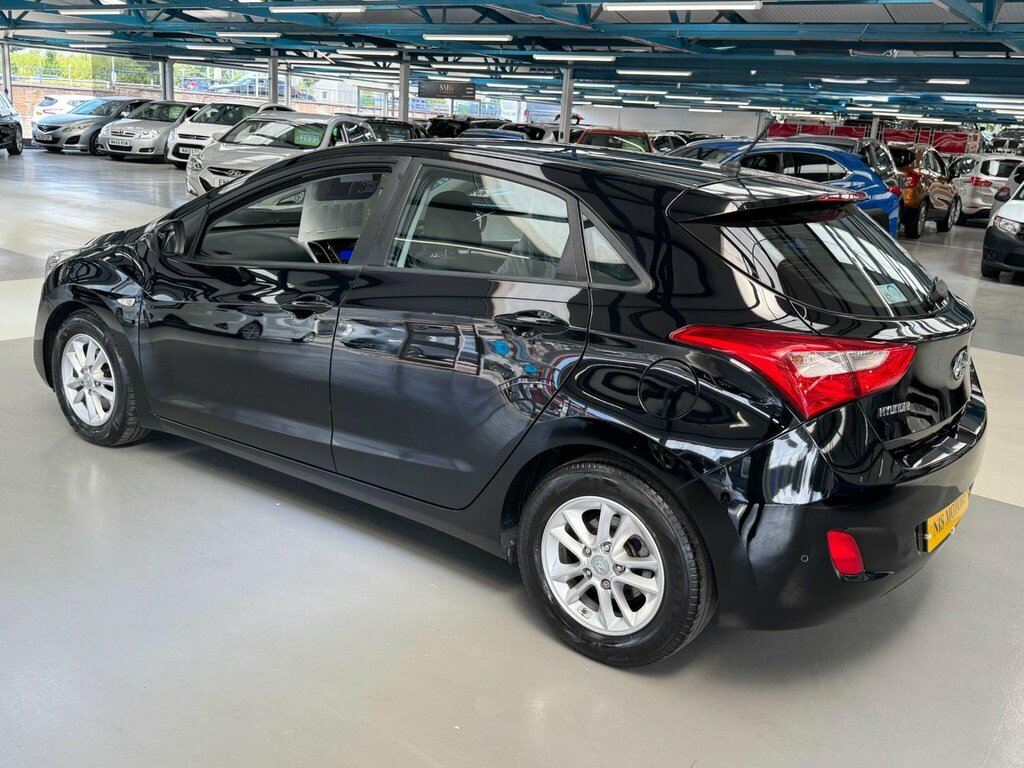 Hyundai I30 1.4 Classic Hatchback Euro 5 10 Black #13