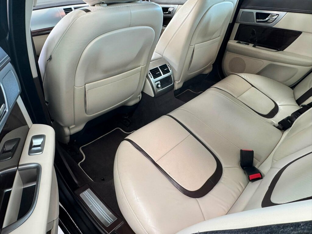 Jaguar XF 2.2D Luxury Sportbrake Euro 5 Ss Blue #23