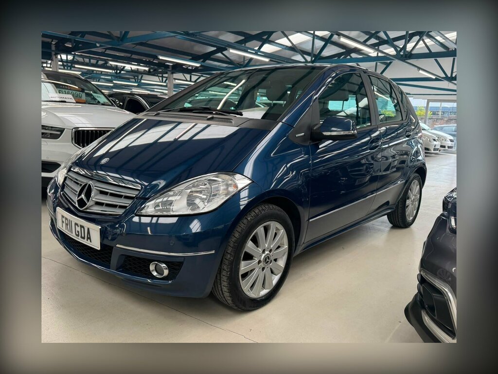 Mercedes-Benz A Class 2.0 A160 Cdi Avantgarde Se Cvt Blue #2