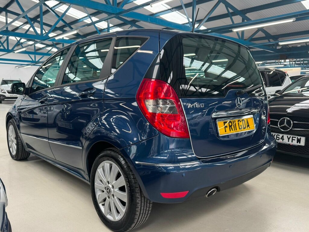 Mercedes-Benz A Class 2.0 A160 Cdi Avantgarde Se Cvt Blue #6