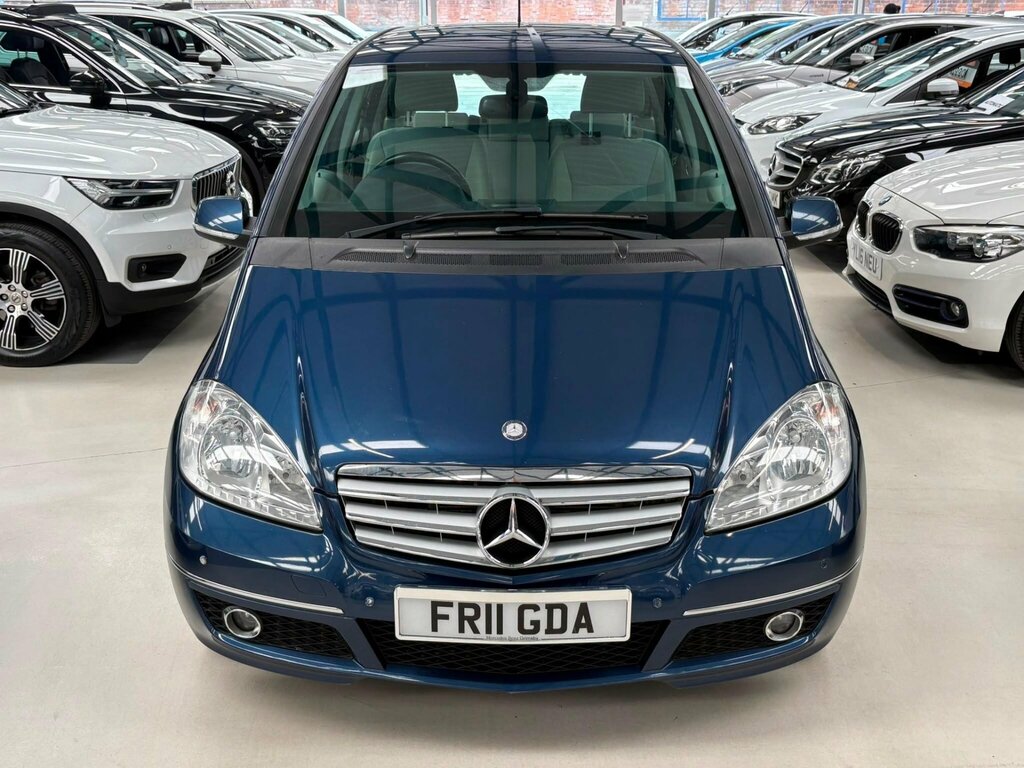 Mercedes-Benz A Class 2.0 A160 Cdi Avantgarde Se Cvt Blue #3