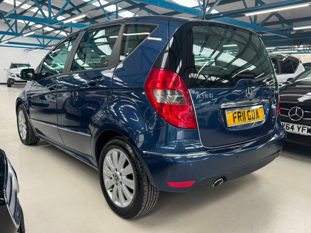 Mercedes-Benz A Class 2.0 A160 Cdi Avantgarde Se Cvt Blue #3