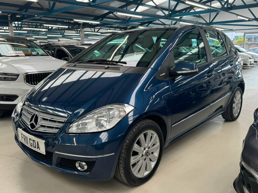 Mercedes-Benz A Class 2.0 A160 Cdi Avantgarde Se Cvt Blue #5