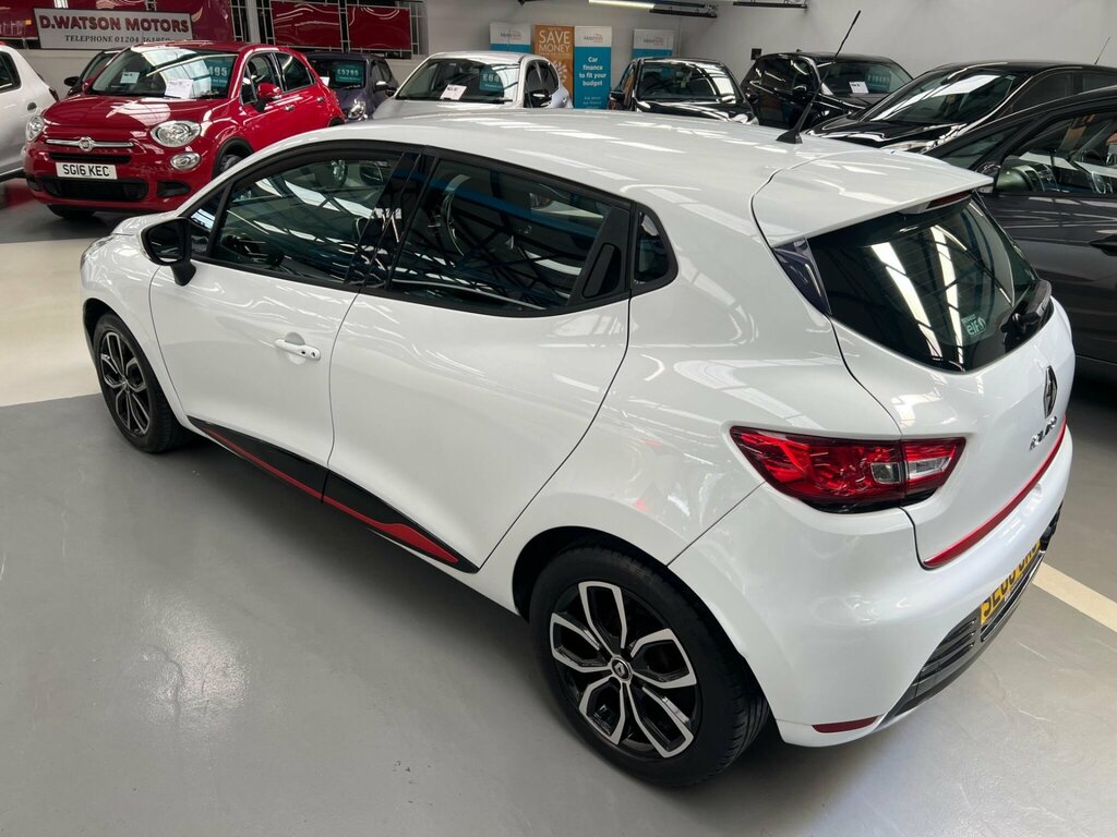 Renault Clio 1.2 16V Dynamique Nav Euro 6 SE66UMO White #6