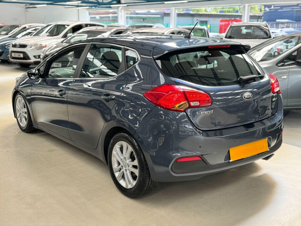 Kia Ceed 1.6 Crdi Ecodynamics 2 Euro 5 Ss LA12DWE Blue