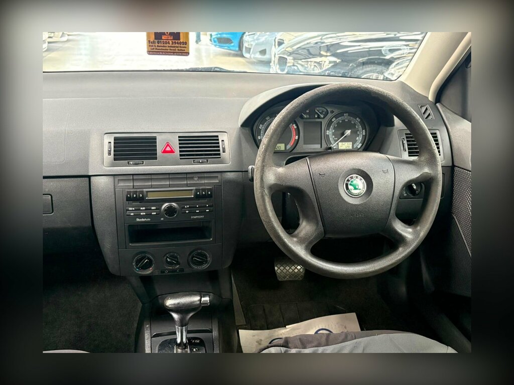 Skoda Fabia Hatchback Grey #11