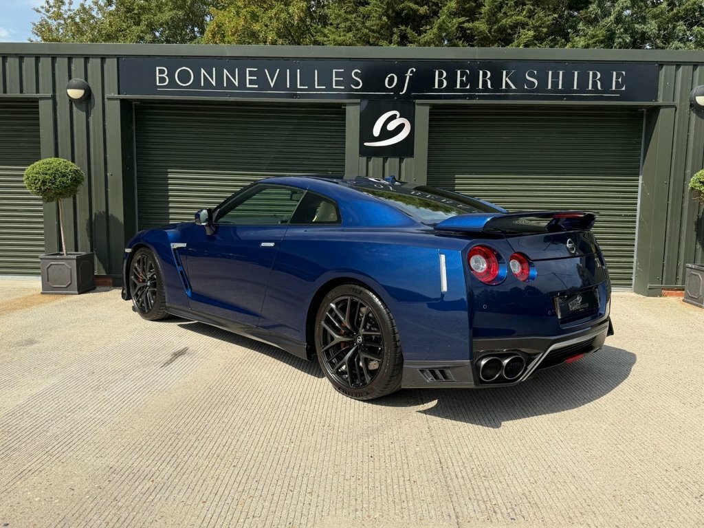 Nissan GT-R Prestige Grey #17