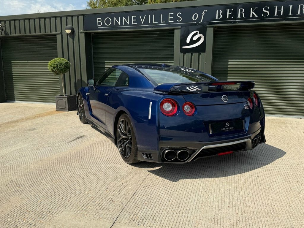 Nissan GT-R 3.8L Prestige Blue #2